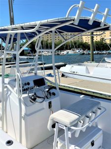 Center Console Boat Rentals KW Angler Best intterior